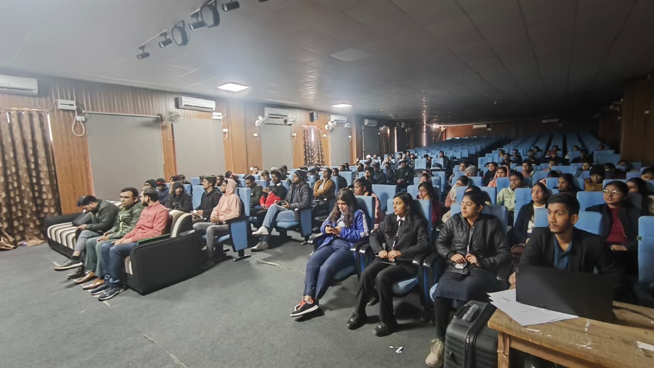 Group photo of participants